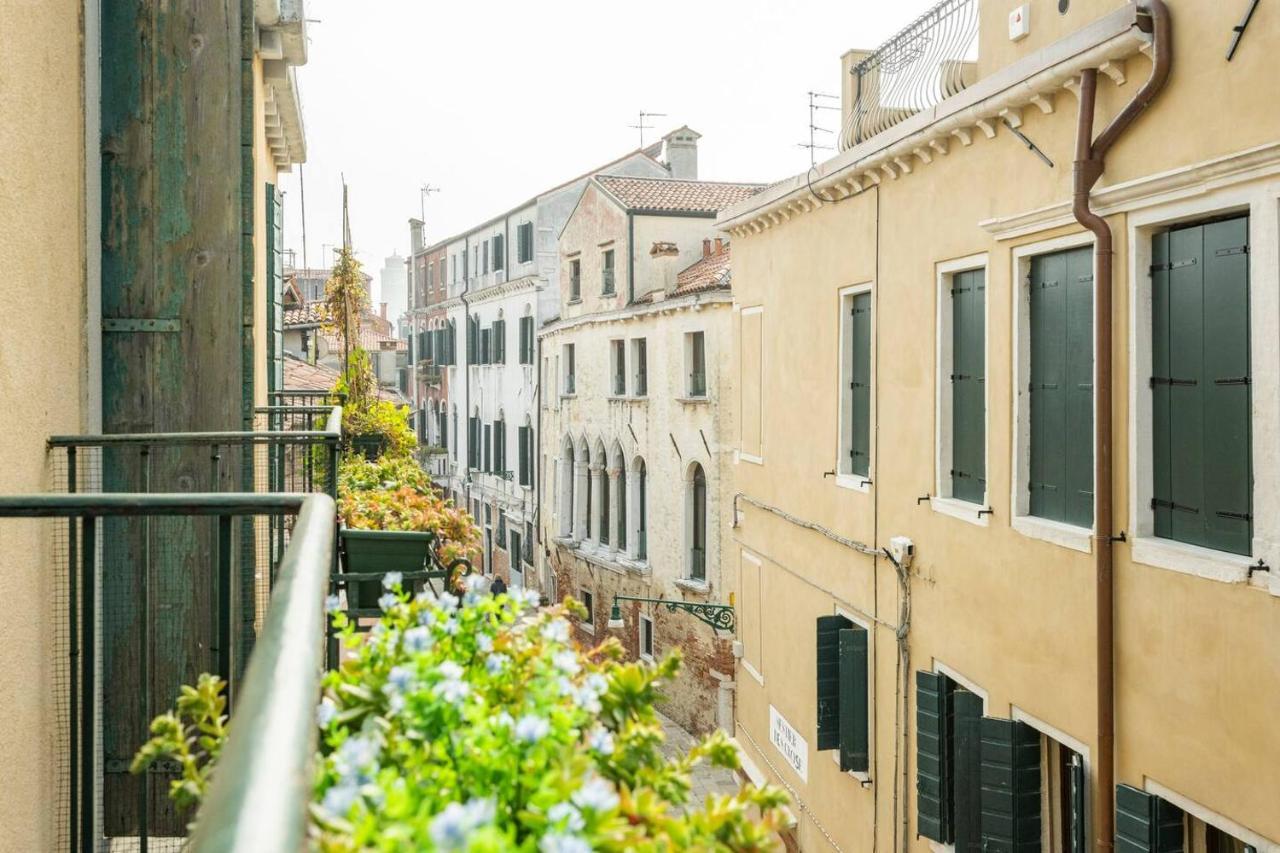Hinc Domus - Venezia Historical City Center Экстерьер фото